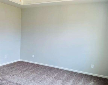 3070 Andover Trail - Photo Thumbnail 9