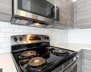 6140 Jones Road - Photo Thumbnail 4