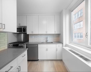 East 34st - Photo Thumbnail 1