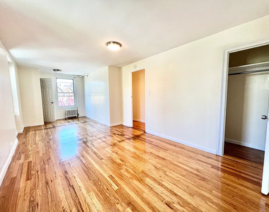 34-18 91st Street - Photo Thumbnail 4