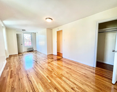 34-18 91st Street - Photo Thumbnail 5