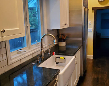 218 Bridge Avenue - Photo Thumbnail 5