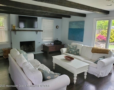 218 Bridge Avenue - Photo Thumbnail 8