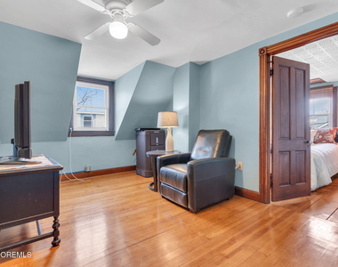 110 Mount Tabor Way - Photo Thumbnail 17
