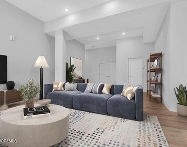 42 Monmouth Street - Photo Thumbnail 10