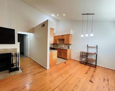 5759 Cedar Creek Drive - Photo Thumbnail 5