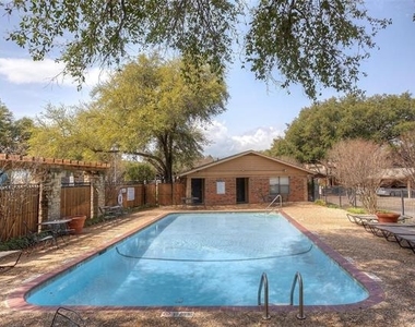 5759 Cedar Creek Drive - Photo Thumbnail 30