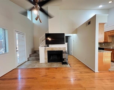 5759 Cedar Creek Drive - Photo Thumbnail 4