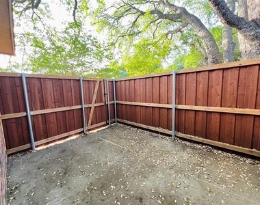5759 Cedar Creek Drive - Photo Thumbnail 28