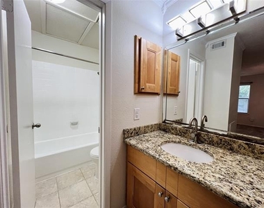 5759 Cedar Creek Drive - Photo Thumbnail 19