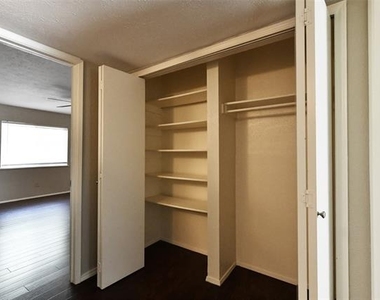 4113 Juneberry Street - Photo Thumbnail 6