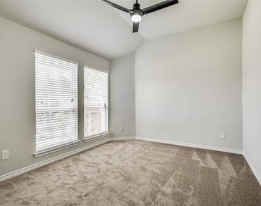 11532 Gatesville Drive - Photo Thumbnail 20