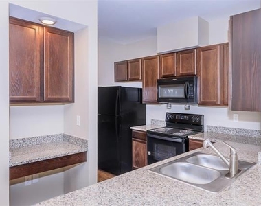 2991 Lakeside Drive - Photo Thumbnail 1
