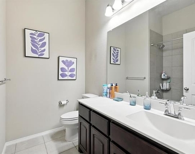 221 Gardenia Drive - Photo Thumbnail 22