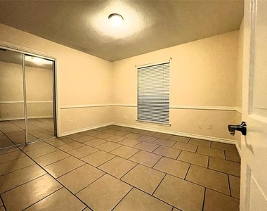 804 Lake Highlands Drive - Photo Thumbnail 22