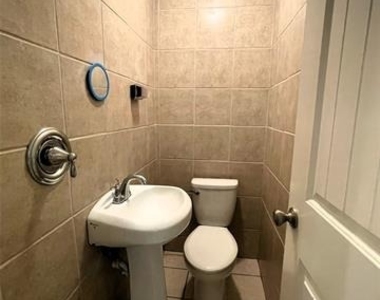 804 Lake Highlands Drive - Photo Thumbnail 14