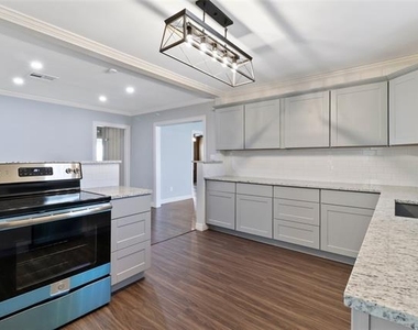 3557 Winston Road - Photo Thumbnail 8