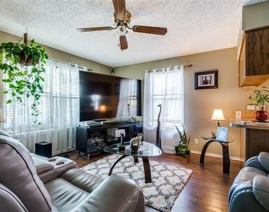 3309 Fallmeadow Street - Photo Thumbnail 2