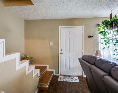 3309 Fallmeadow Street - Photo Thumbnail 3