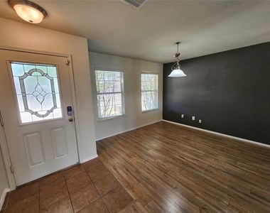 5709 Valley Stream Way - Photo Thumbnail 1