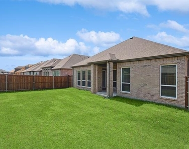 6249 White Creek Drive - Photo Thumbnail 22