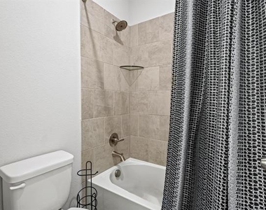 638 Taylor Drive - Photo Thumbnail 16