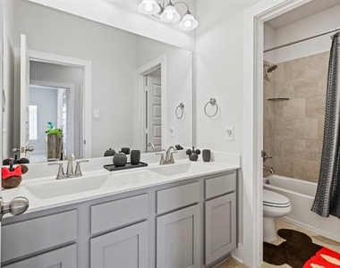 638 Taylor Drive - Photo Thumbnail 15