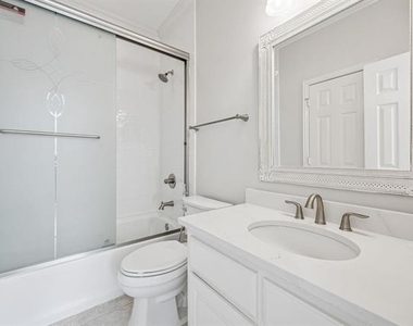 2900 Creek View Drive - Photo Thumbnail 26