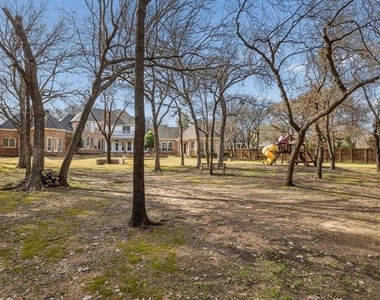 2900 Creek View Drive - Photo Thumbnail 36