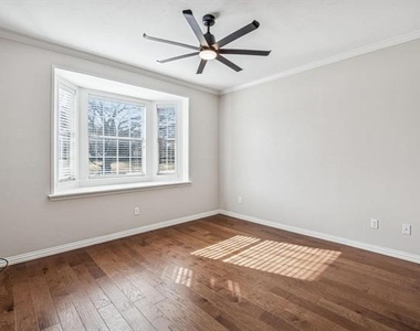 2900 Creek View Drive - Photo Thumbnail 25