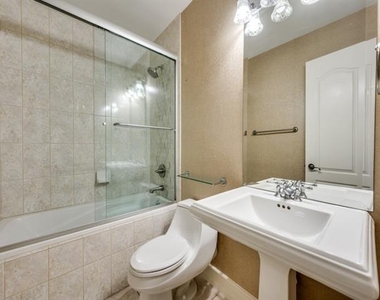 3401 Lee Parkway - Photo Thumbnail 17