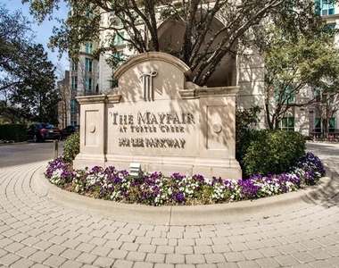 3401 Lee Parkway - Photo Thumbnail 1