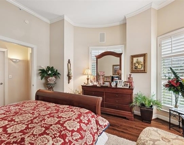 3401 Lee Parkway - Photo Thumbnail 10