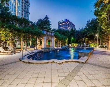 3401 Lee Parkway - Photo Thumbnail 20
