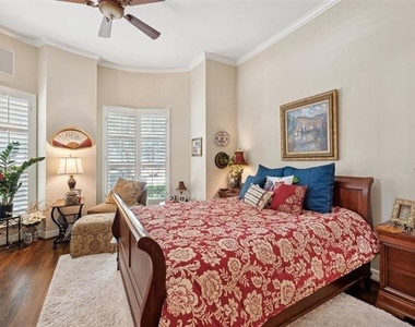 3401 Lee Parkway - Photo Thumbnail 9