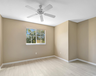 2030 Alta Meadows Lane - Photo Thumbnail 16