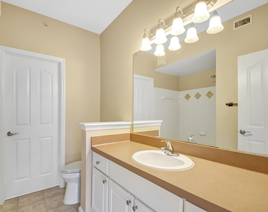 2030 Alta Meadows Lane - Photo Thumbnail 17