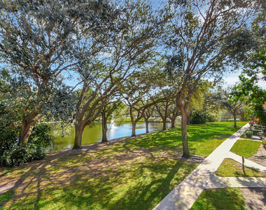 2030 Alta Meadows Lane - Photo Thumbnail 9