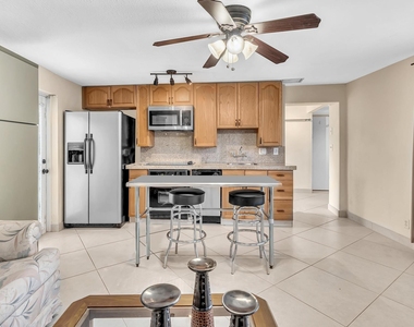 3998 Nw 5th Avenue - Photo Thumbnail 17