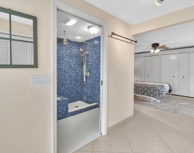 3998 Nw 5th Avenue - Photo Thumbnail 5