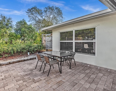 3998 Nw 5th Avenue - Photo Thumbnail 23