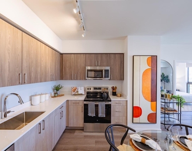 450 Sw 5th Street - Photo Thumbnail 22
