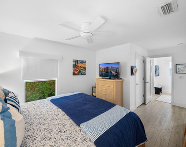 471 Mars Way - Photo Thumbnail 19