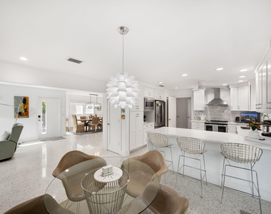 471 Mars Way - Photo Thumbnail 8