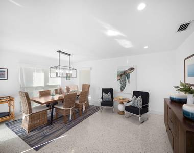 471 Mars Way - Photo Thumbnail 11