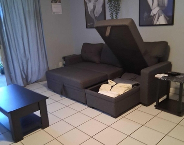 3161 Nw 47th Terrace - Photo Thumbnail 4