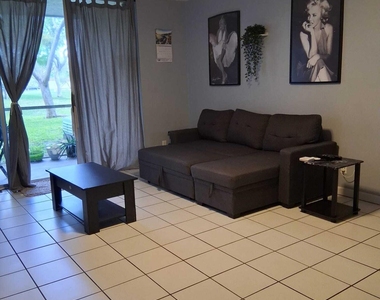 3161 Nw 47th Terrace - Photo Thumbnail 1