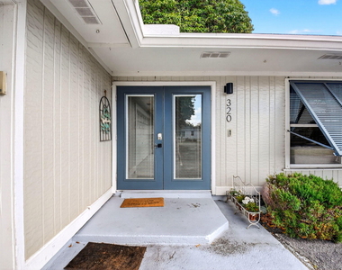 320 Riverdale Road - Photo Thumbnail 3