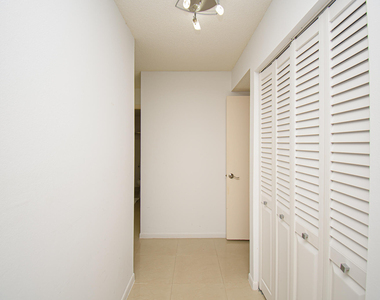 8334 Cypress Lane - Photo Thumbnail 10