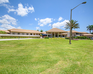 8334 Cypress Lane - Photo Thumbnail 40